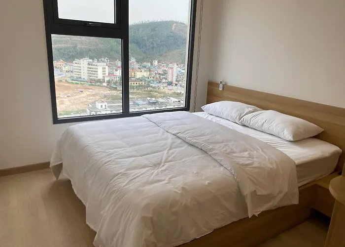 Dragon Castle Bai Chay Quang Ninh Apartment *